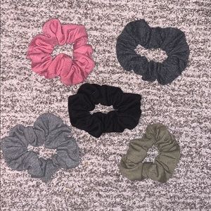 Claire’s five piece scrunchie set